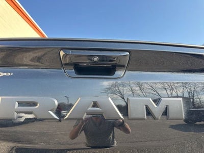 2025 RAM 1500 Big Horn Crew Cab 4x4 5'7' Box