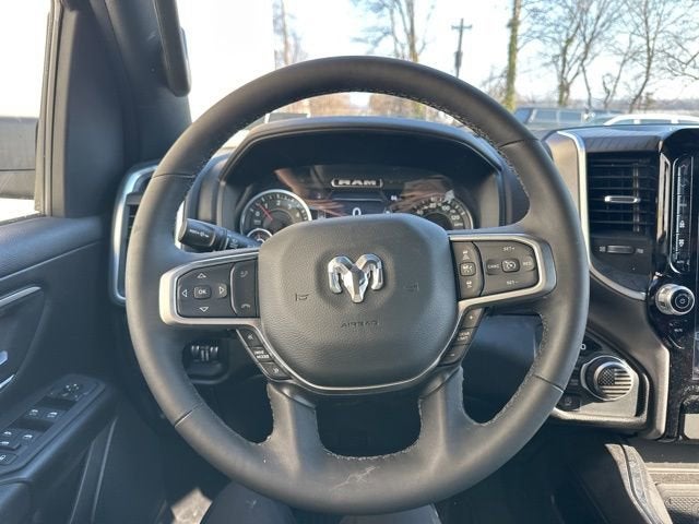 2025 RAM 1500 Big Horn Crew Cab 4x4 5'7' Box