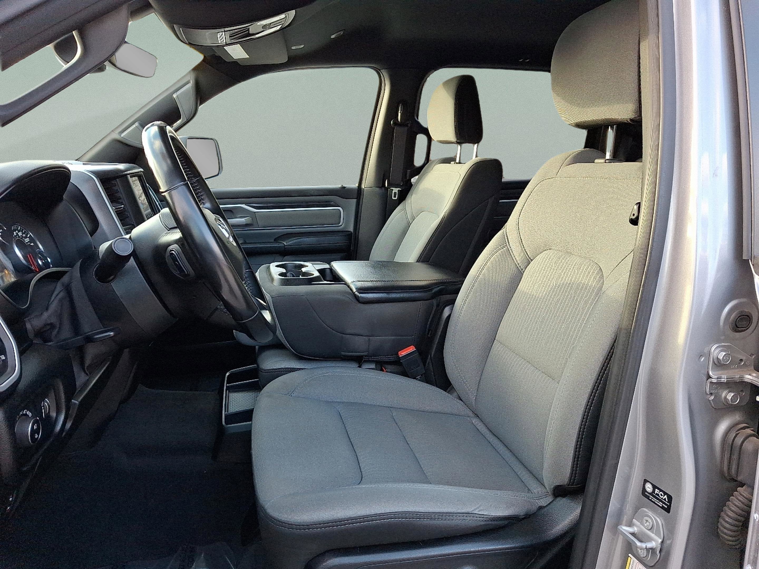 2021 RAM 1500 Big Horn Crew Cab 4x4 5'7' Box