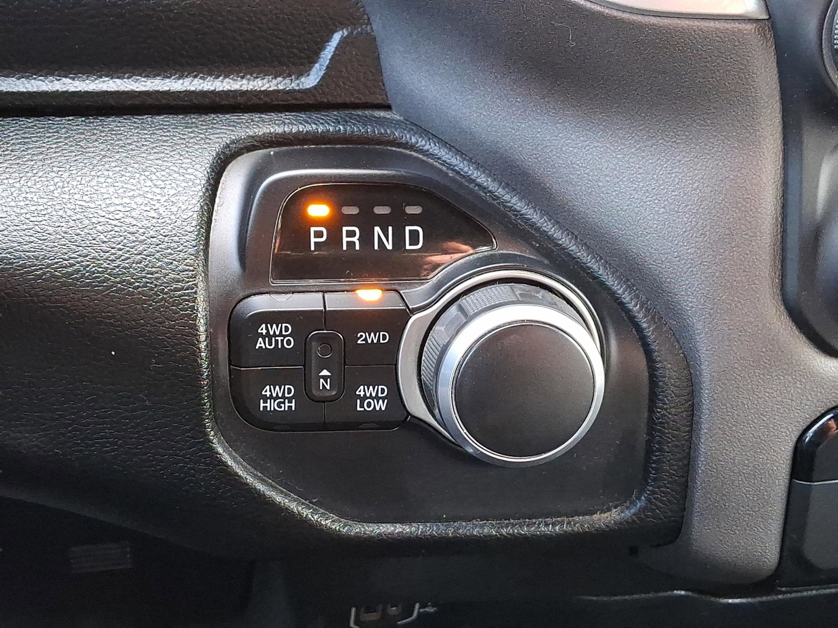 2021 RAM 1500 Big Horn Crew Cab 4x4 5'7' Box