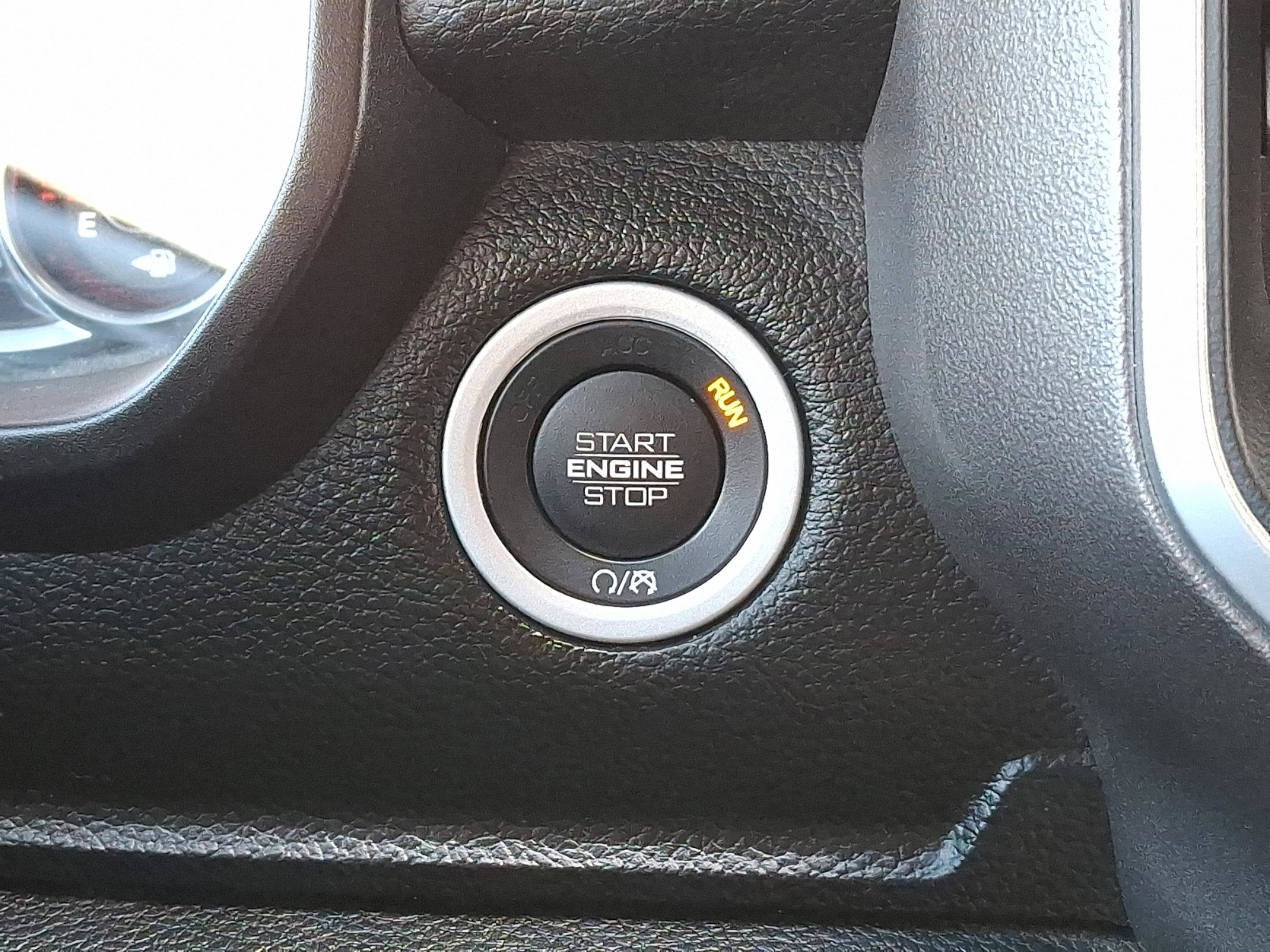 2021 RAM 1500 Big Horn Crew Cab 4x4 5'7' Box