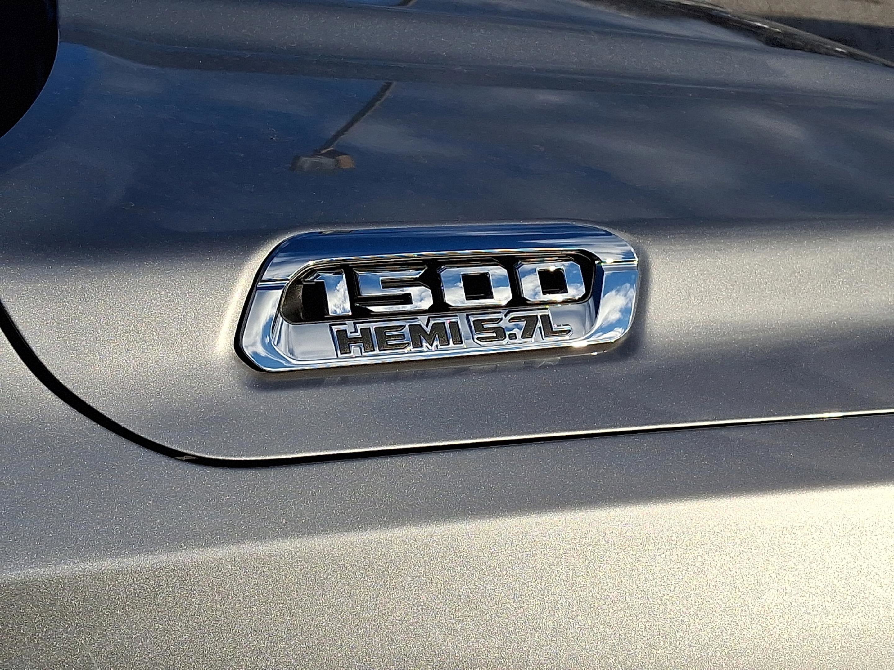 2021 RAM 1500 Big Horn Crew Cab 4x4 5'7' Box