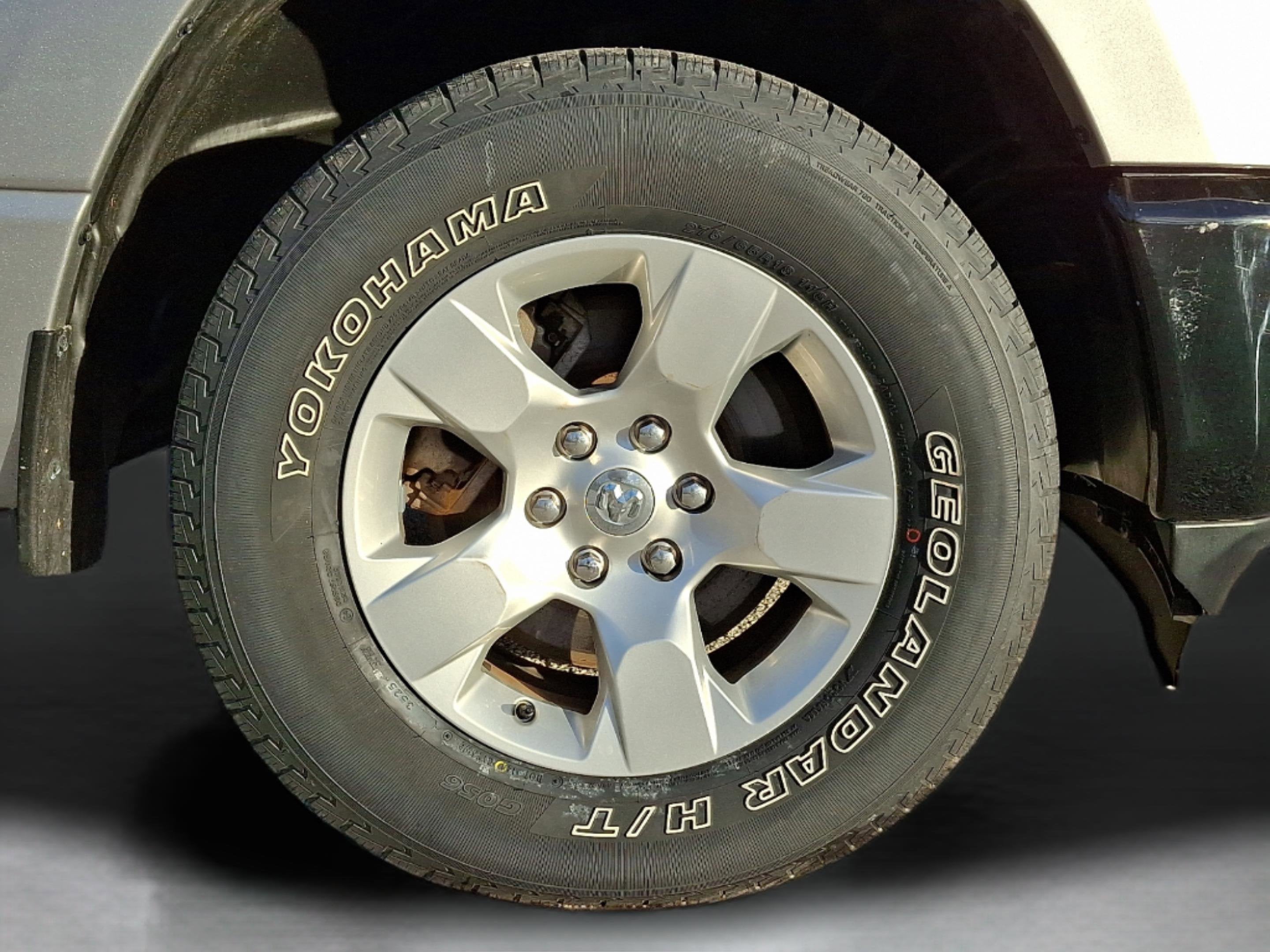 2021 RAM 1500 Big Horn Crew Cab 4x4 5'7' Box