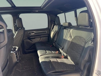 2022 RAM 1500 Big Horn Crew Cab 4x4 5'7' Box
