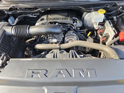 2022 RAM 1500 Big Horn Crew Cab 4x4 5'7' Box