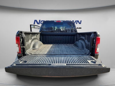 2022 RAM 1500 Big Horn Crew Cab 4x4 5'7' Box
