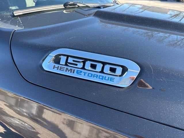 2022 RAM 1500 Big Horn Crew Cab 4x4 5'7' Box