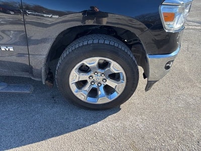 2022 RAM 1500 Big Horn Crew Cab 4x4 5'7' Box