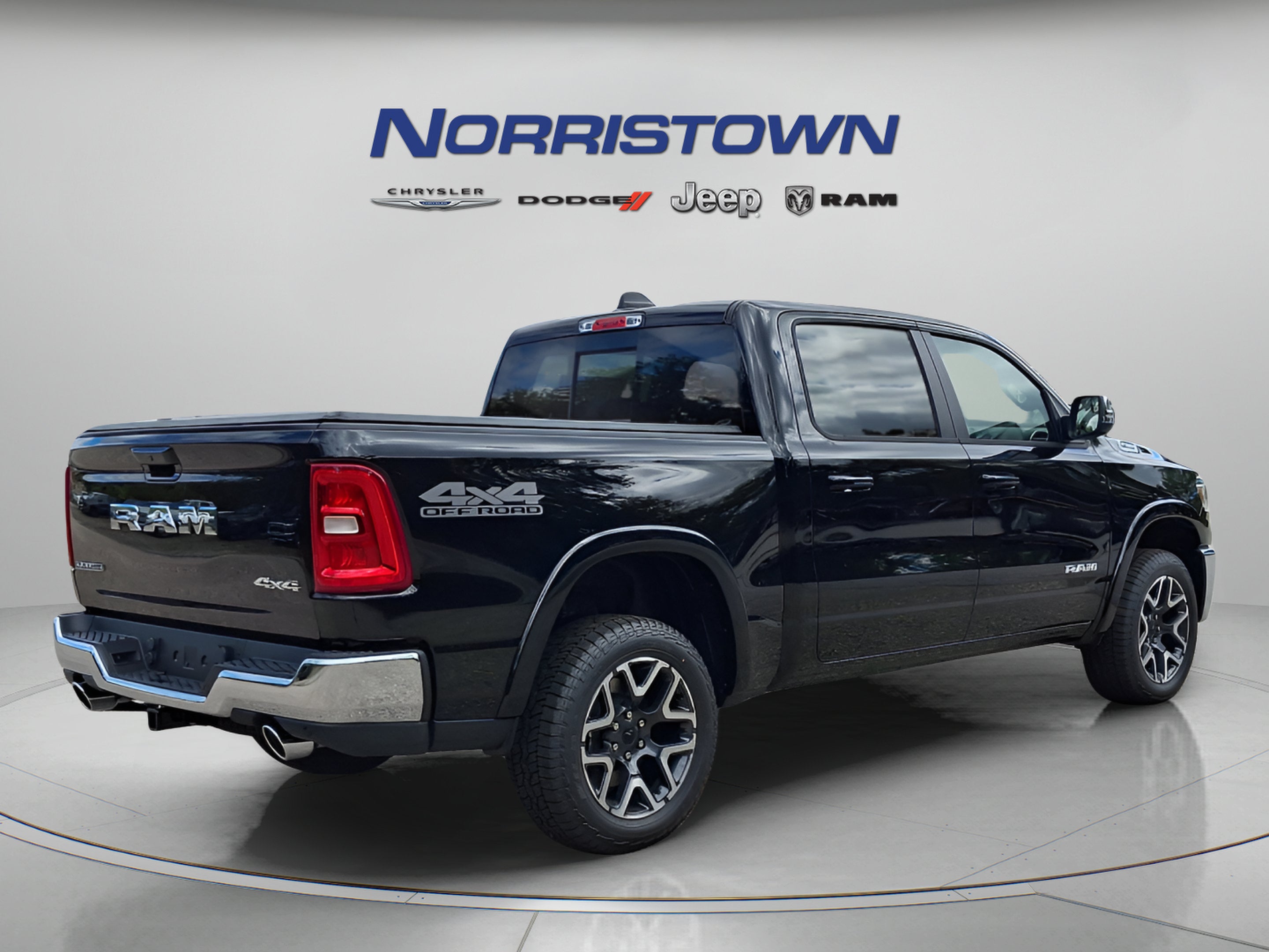 2027 RAM Ram 1500 RAM 1500 LARAMIE CREW CAB 4X4 5'7' BOX