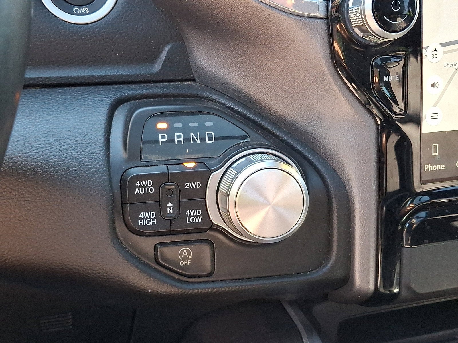 2023 RAM 1500 Laramie Crew Cab 4x4 5'7' Box