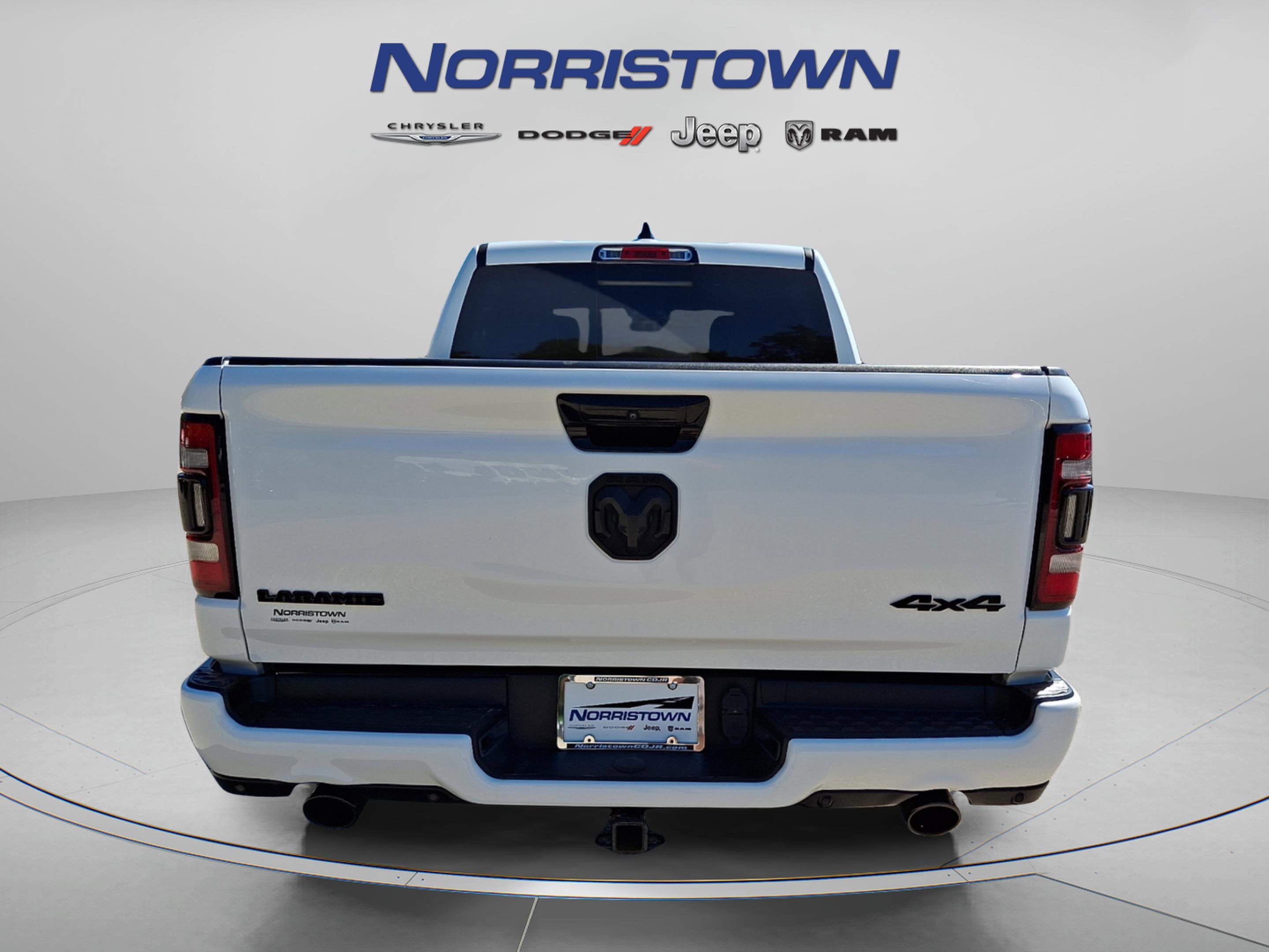 2023 RAM 1500 Laramie Crew Cab 4x4 5'7' Box