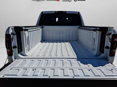 2023 RAM 1500 Laramie Crew Cab 4x4 5'7' Box