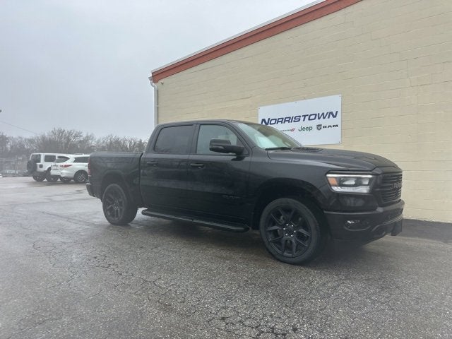 2023 RAM 1500 Laramie Crew Cab 4x4 5'7' Box