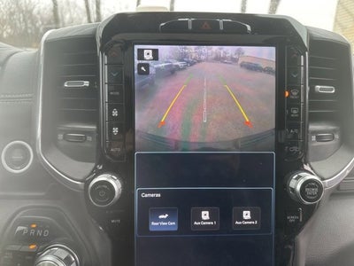 2023 RAM 1500 Laramie Crew Cab 4x4 5'7' Box