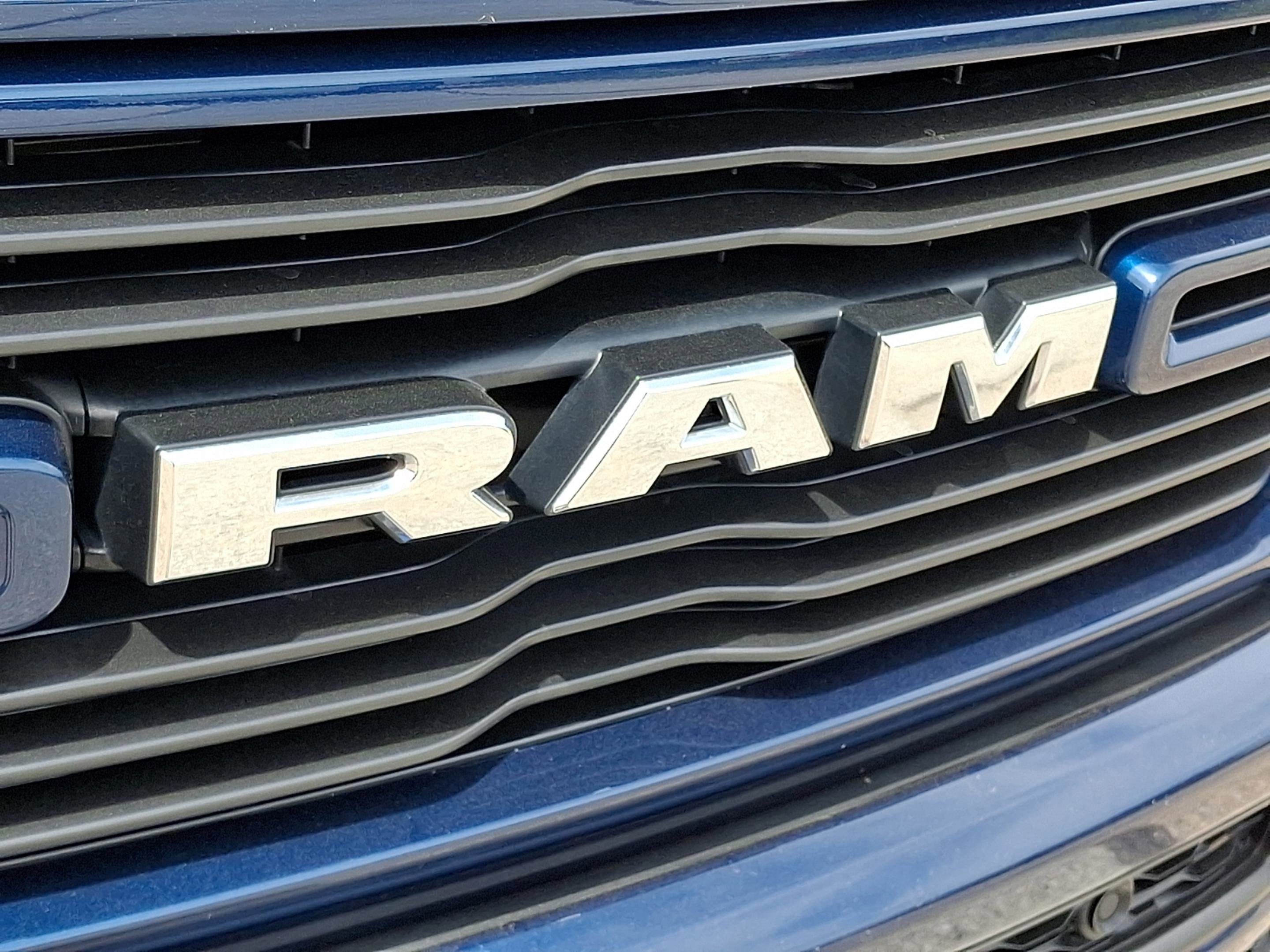 2023 RAM 1500 Laramie Crew Cab 4x4 5'7' Box