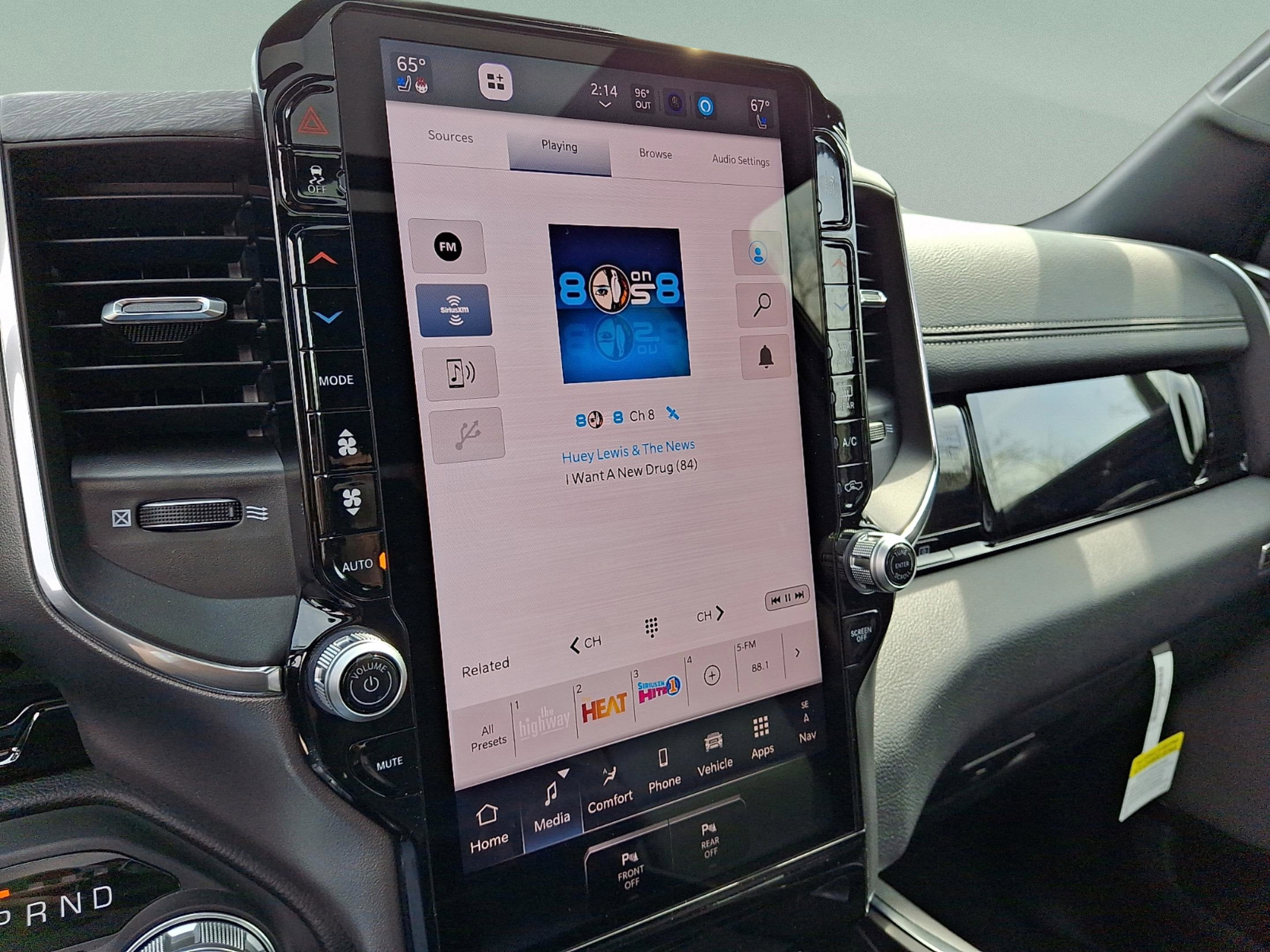 2026 RAM Ram 1500 RAM 1500 LARAMIE CREW CAB 4X4 5'7' BOX