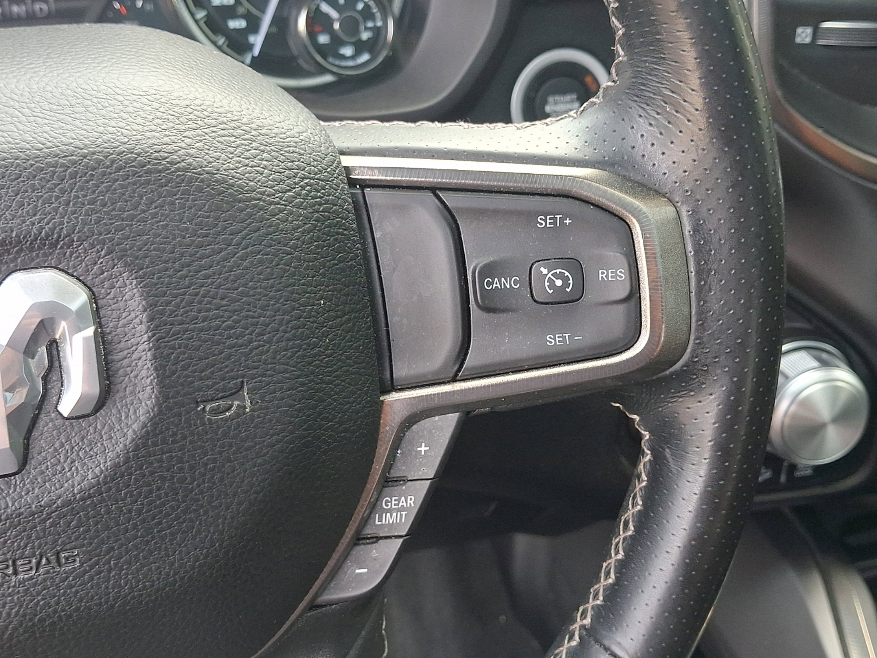 2022 RAM 1500 Rebel Crew Cab 4x4 5'7' Box