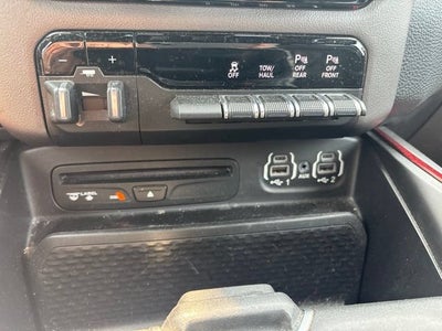 2019 RAM 1500 Rebel Crew Cab 4x4 5'7' Box