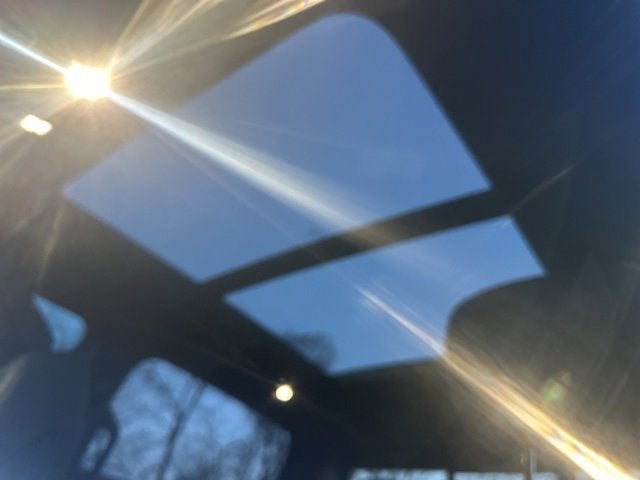 2023 RAM 1500 Limited Crew Cab 4x4 6'4' Box