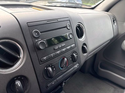 2006 Ford F-150 Base