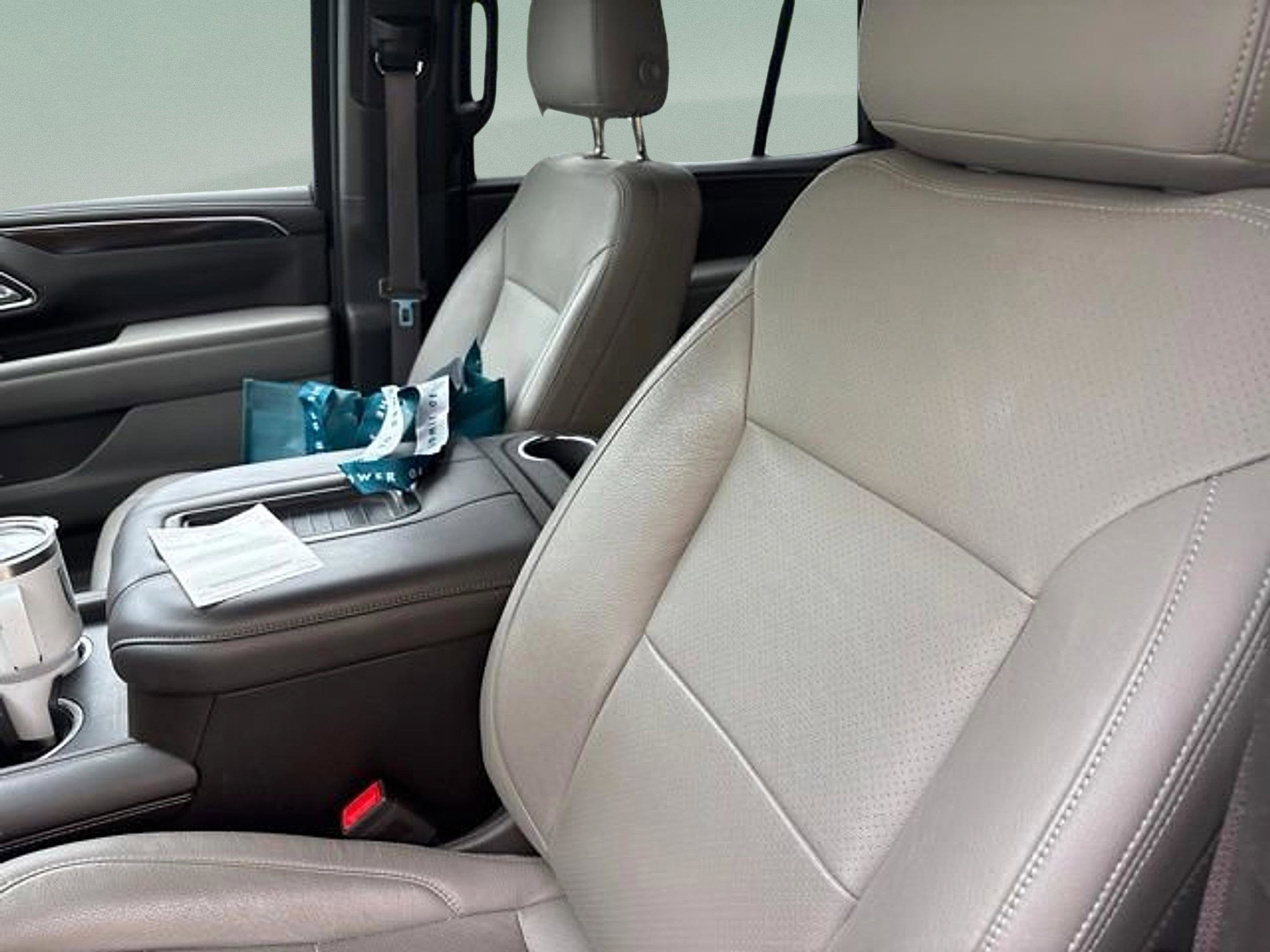 2022 GMC Yukon 4WD SLE