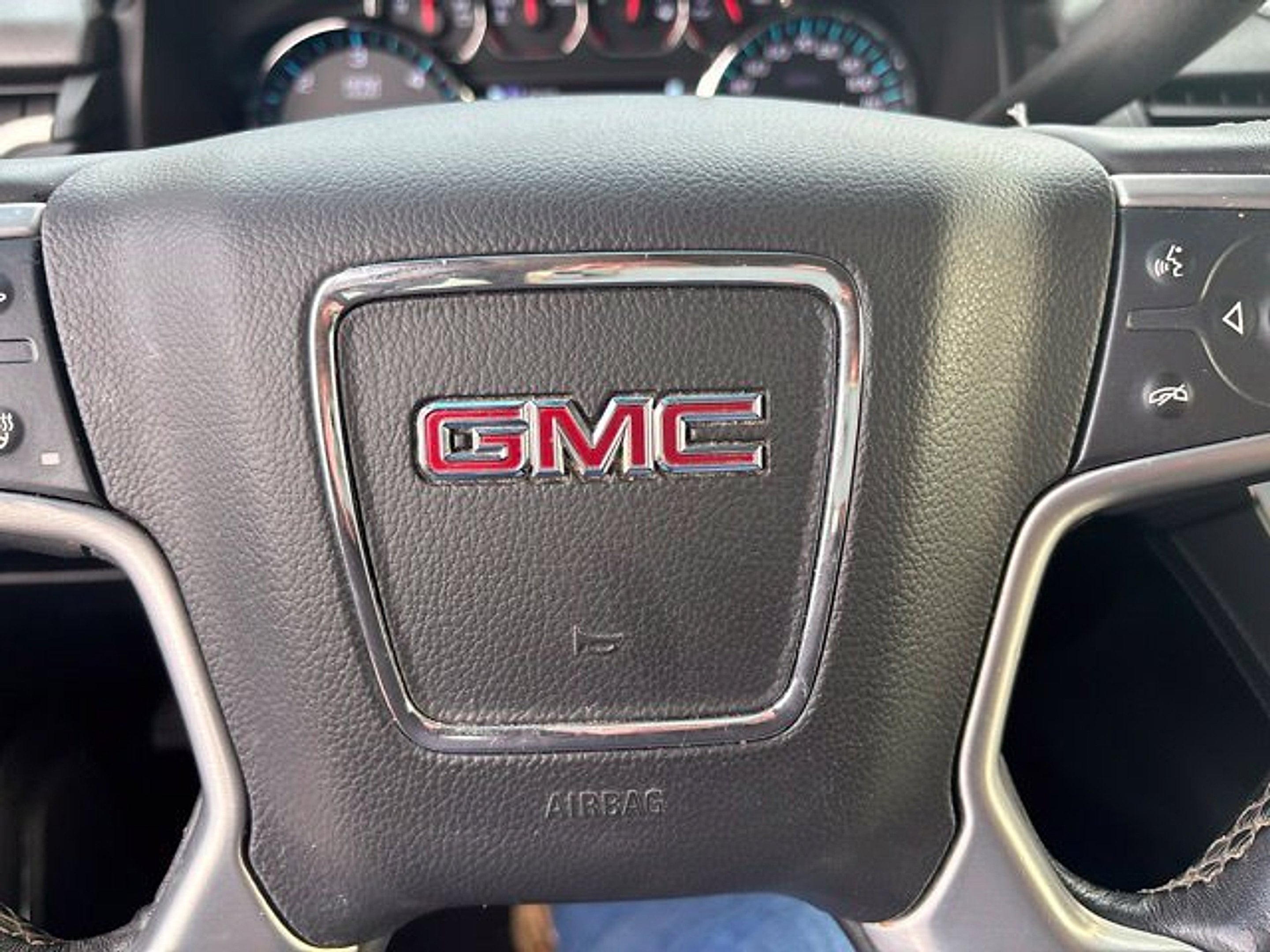 2020 GMC Yukon XL 4WD SLT