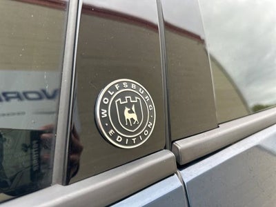 2019 Volkswagen Passat 2.0T Wolfsburg Edition