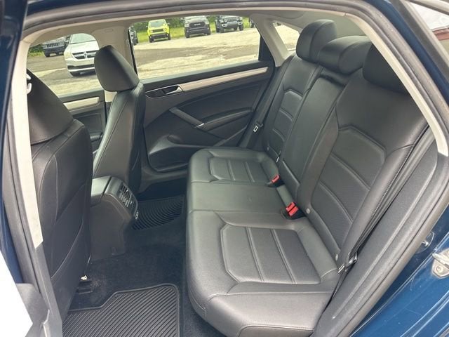 2019 Volkswagen Passat 2.0T Wolfsburg Edition