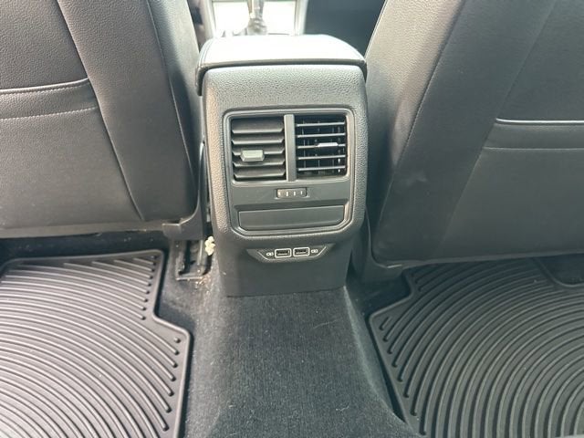 2019 Volkswagen Passat 2.0T Wolfsburg Edition