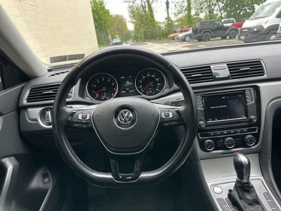 2019 Volkswagen Passat 2.0T Wolfsburg Edition