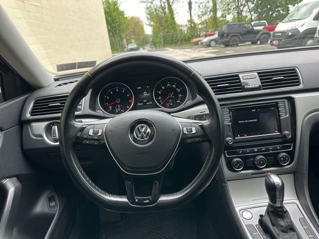 2019 Volkswagen Passat 2.0T Wolfsburg Edition