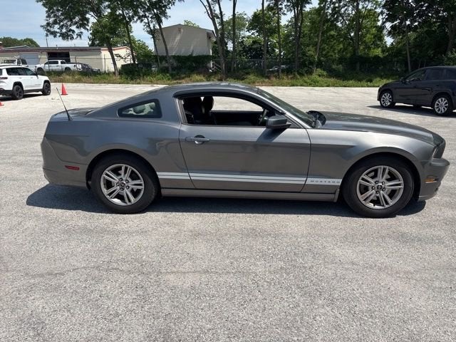 2014 Ford Mustang V6