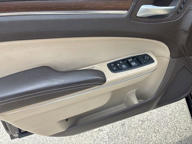 2012 Chrysler 300C Luxury Series AWD