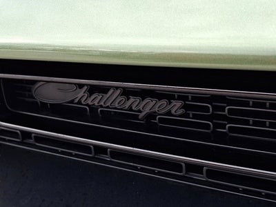 2022 Dodge Challenger SXT