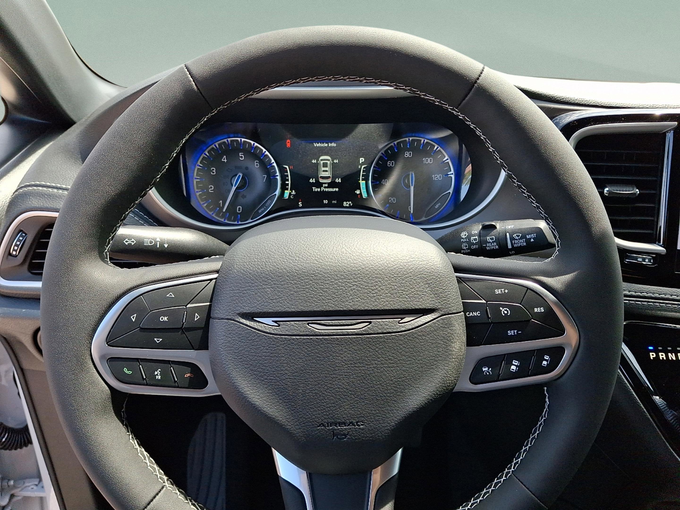 2027 Chrysler Pacifica PACIFICA SELECT