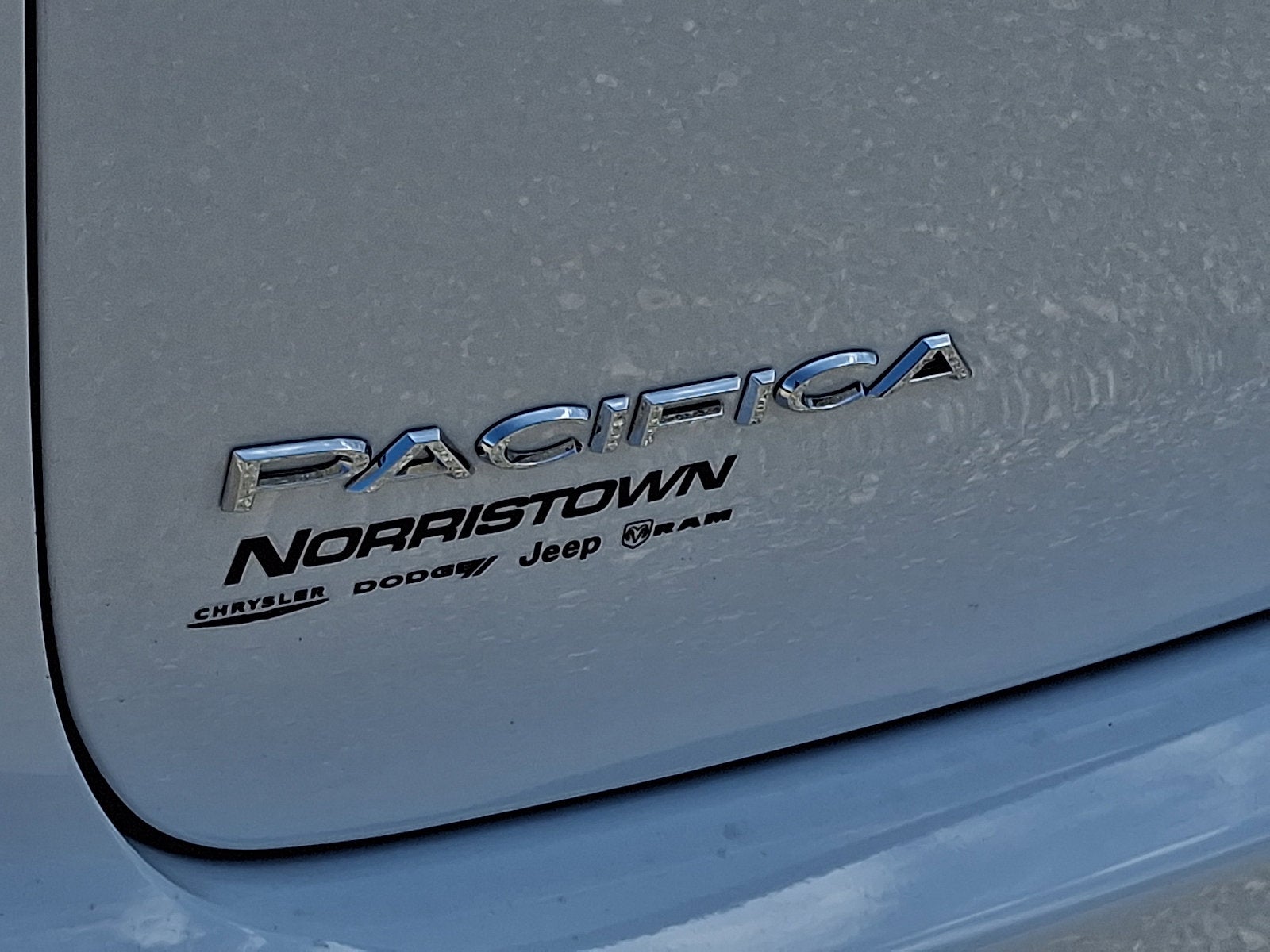 2027 Chrysler Pacifica PACIFICA SELECT