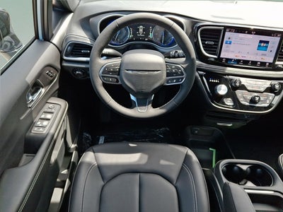 2027 Chrysler Pacifica PACIFICA SELECT