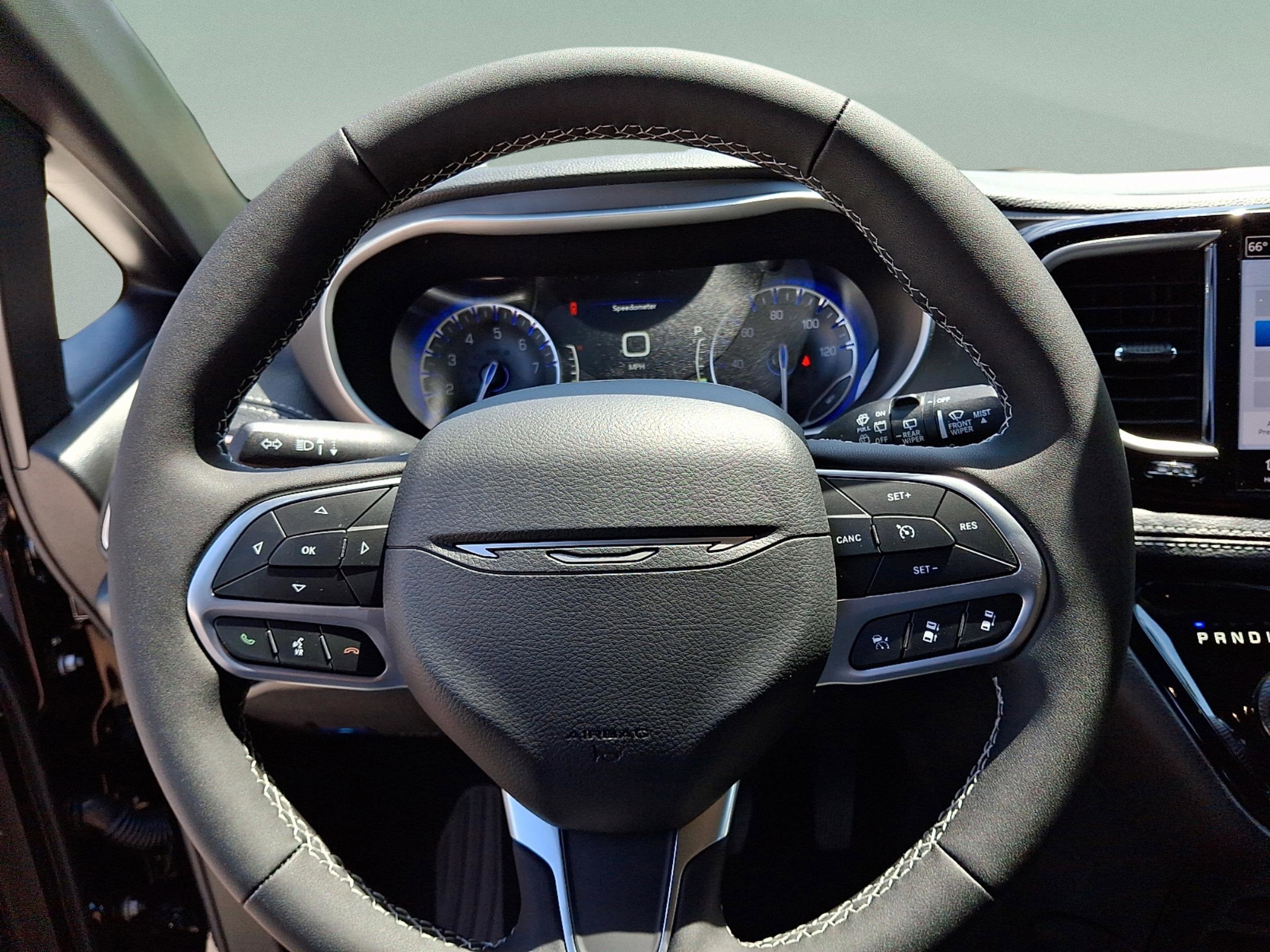 2027 Chrysler Pacifica PACIFICA SELECT