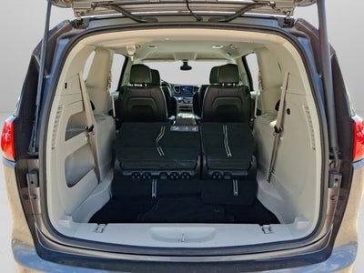 2018 Chrysler Pacifica Touring L Plus