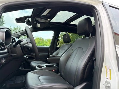 2026 Chrysler Pacifica Select AWD