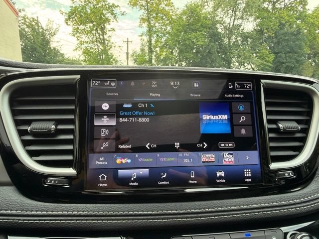 2026 Chrysler Pacifica Select AWD