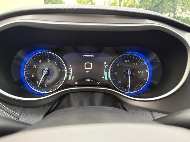 2026 Chrysler Pacifica Select AWD
