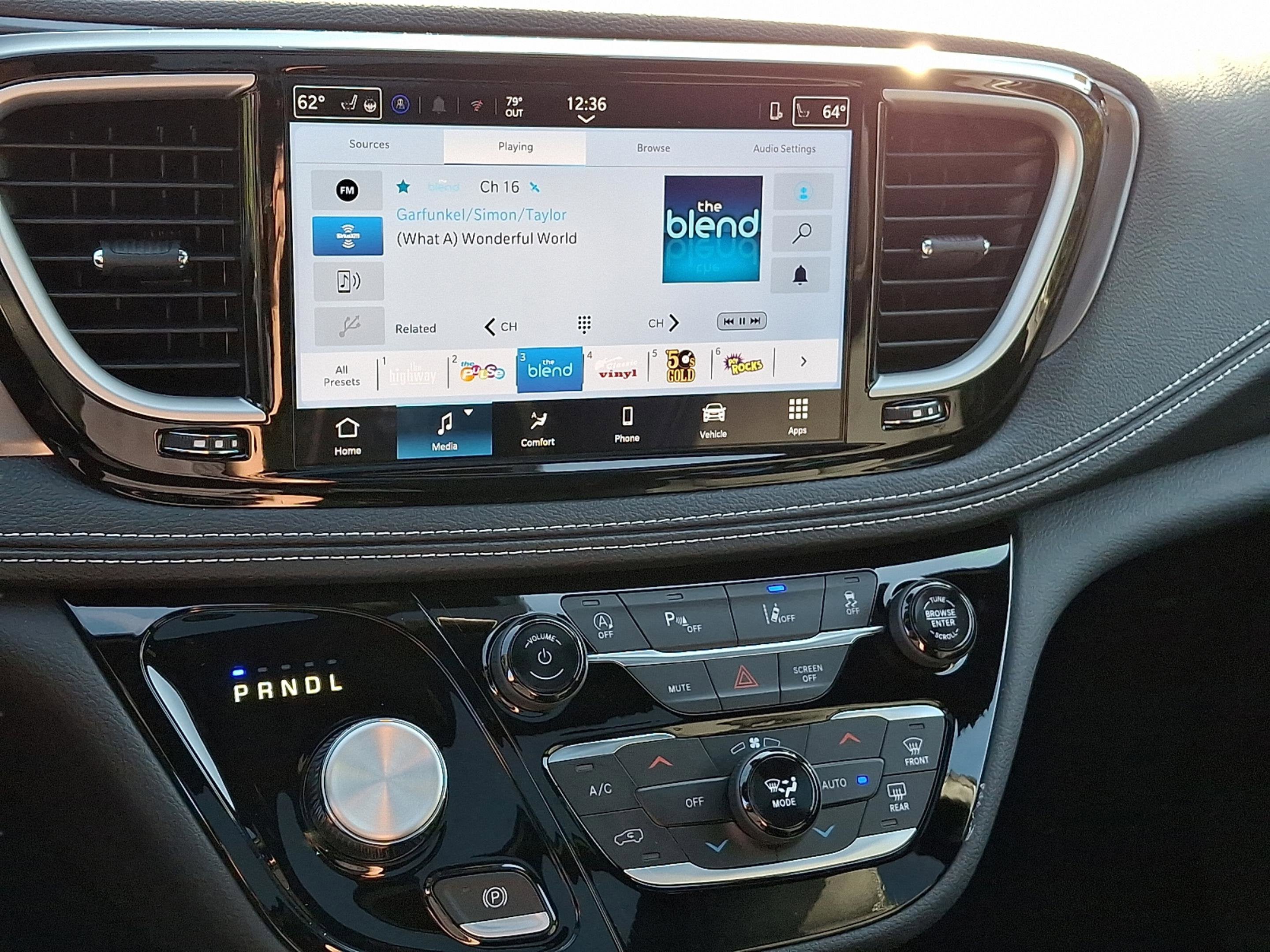 2026 Chrysler Pacifica PACIFICA SELECT AWD