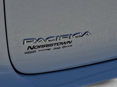 2027 Chrysler Pacifica PACIFICA SELECT AWD
