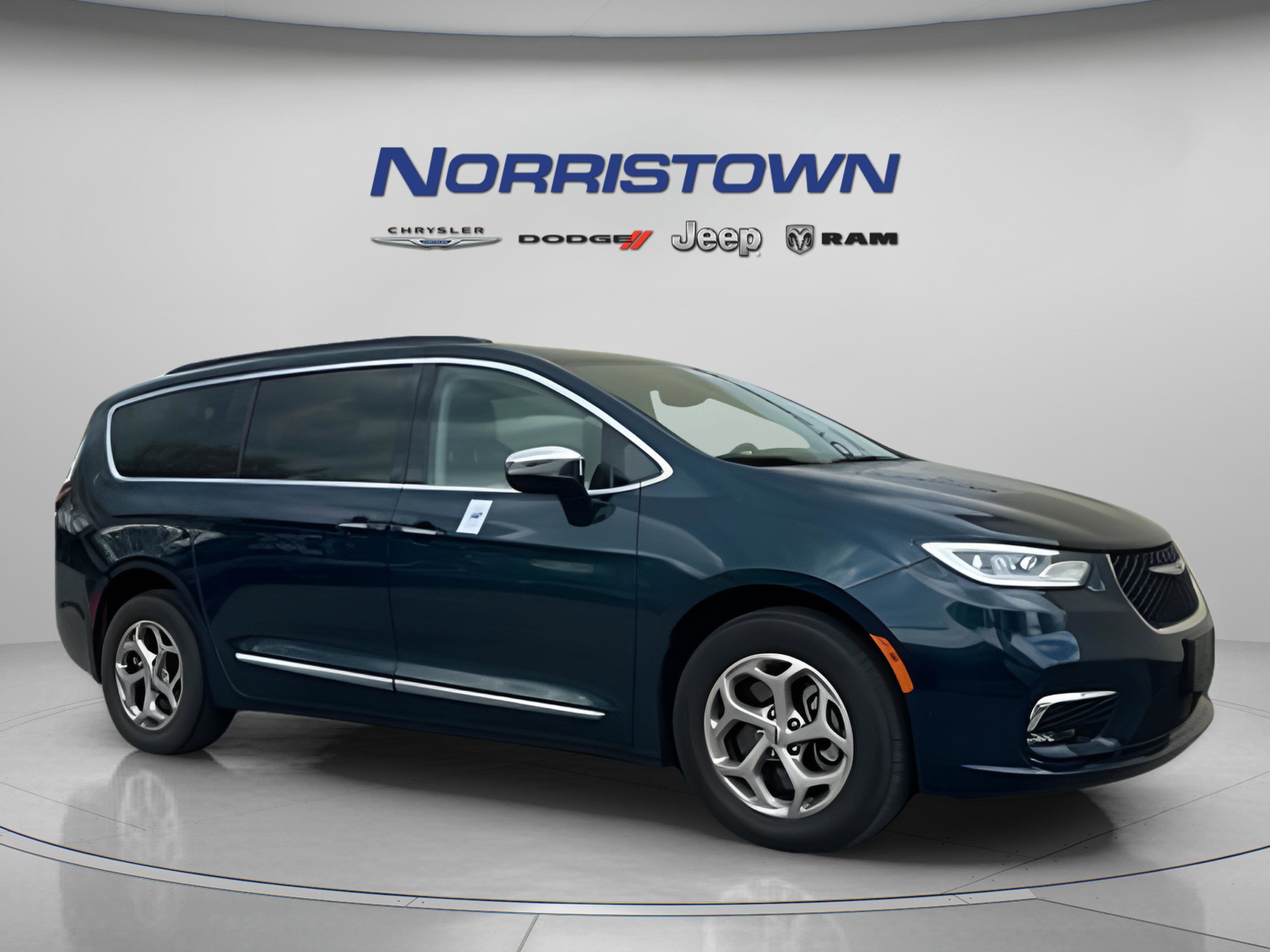 2023 Chrysler Pacifica Limited AWD