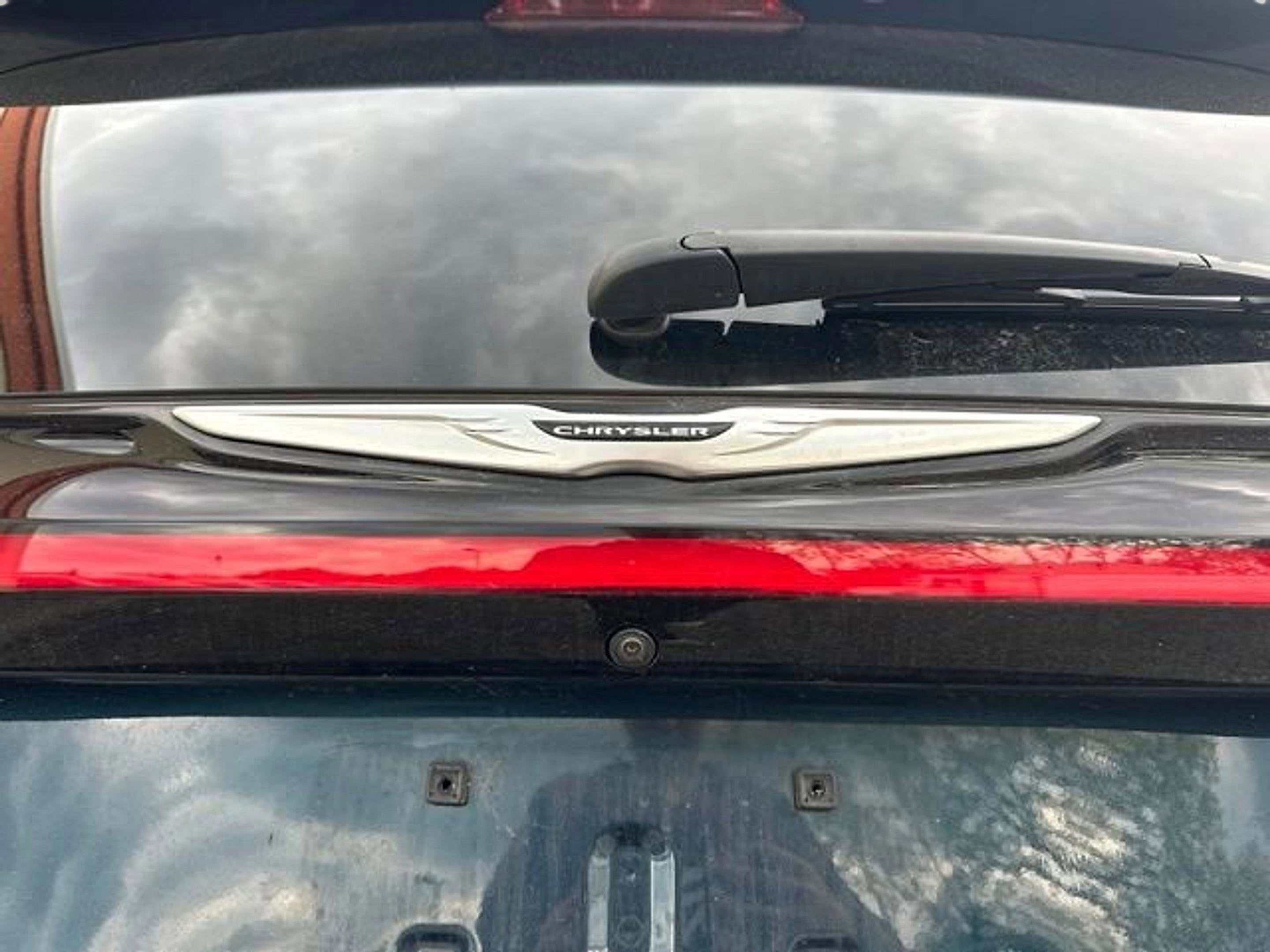 2023 Chrysler Pacifica Limited AWD