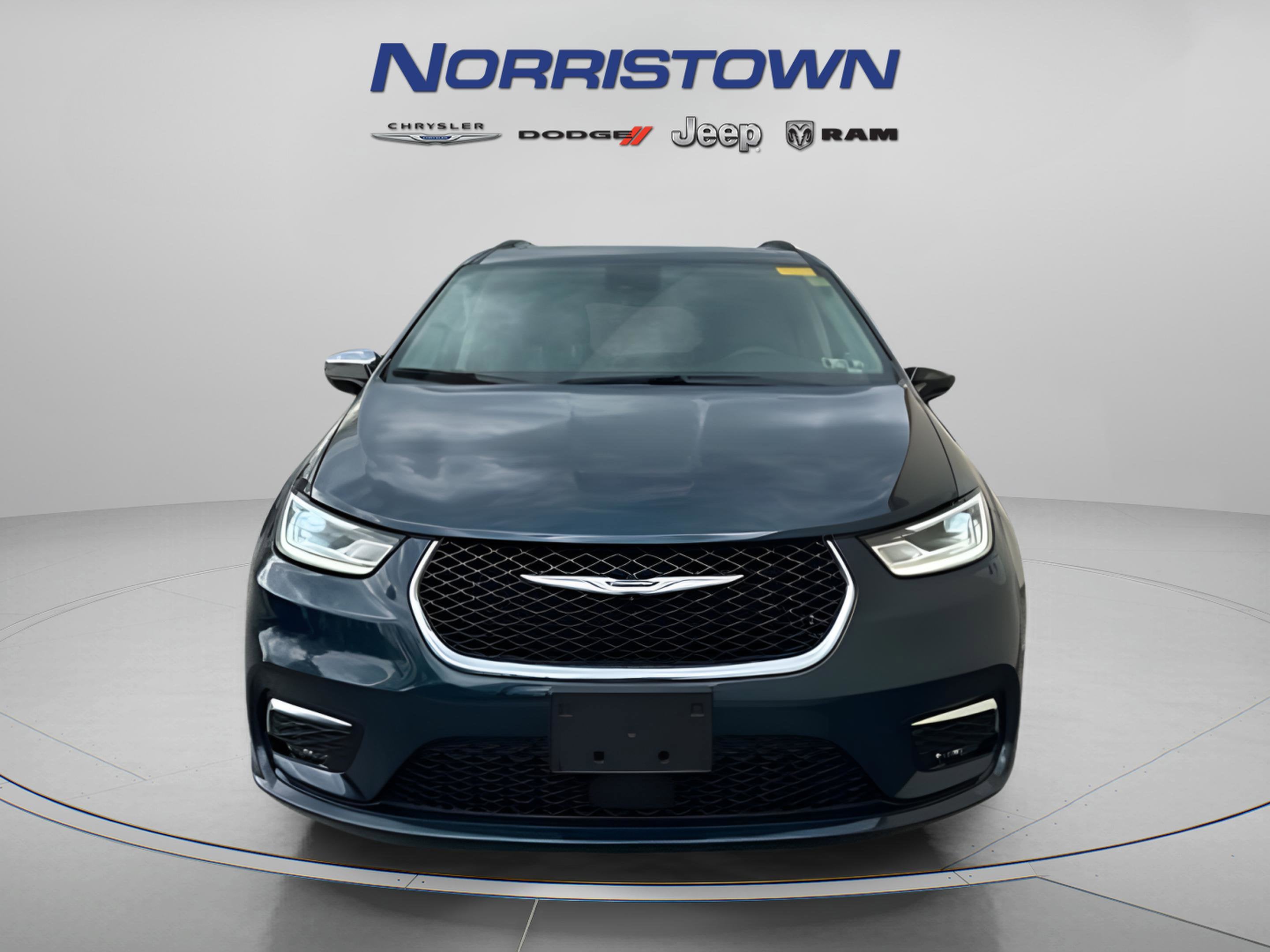 2023 Chrysler Pacifica Limited AWD