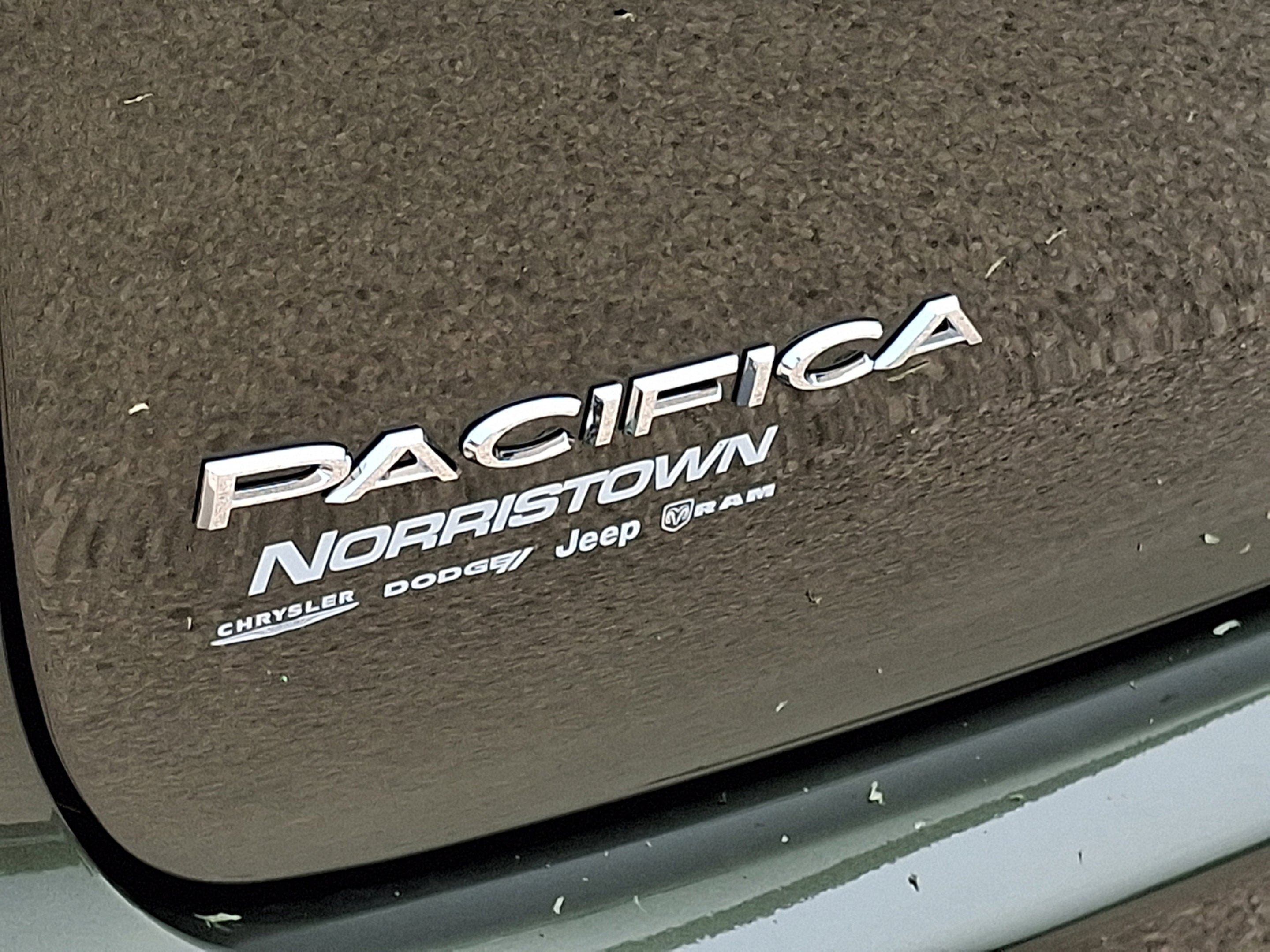 2027 Chrysler Pacifica PACIFICA LIMITED AWD