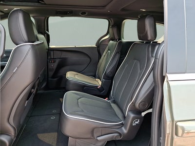 2027 Chrysler Pacifica PACIFICA LIMITED AWD