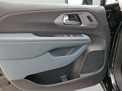 2027 Chrysler Pacifica PACIFICA PINNACLE AWD